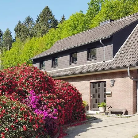 Forest House בית נופש אאכן